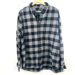 Vineyard Vines black gray check flannel shirt casual weekend button front XL